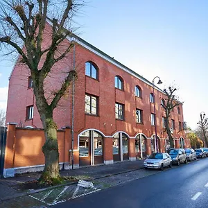 Hostel Hi Brussels Generation Europe, Sint-Jans-Molenbeek